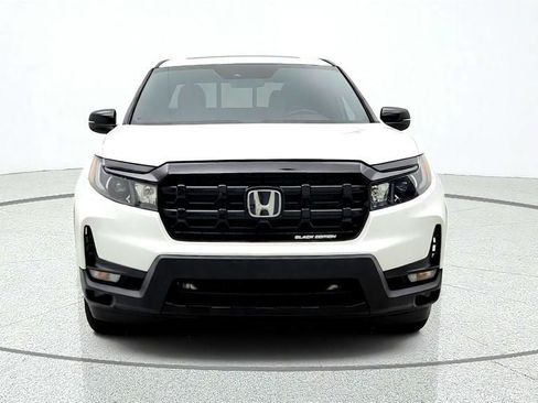 Used 2025 Honda Ridgeline Black Edition image 2