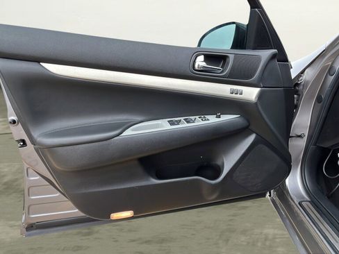 Used 2008 INFINITI G35 Journey w/ Premium Pkg image 16