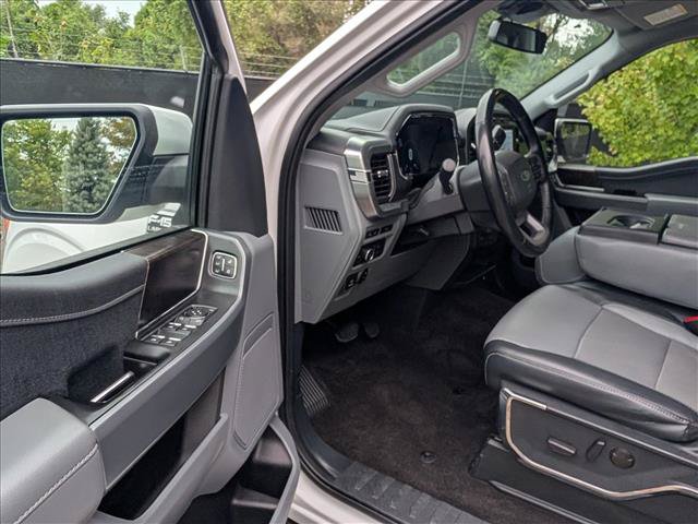 Used 2022 Ford F150 Lariat w/ FX4 Off-Road Package AWD/4WD image 24