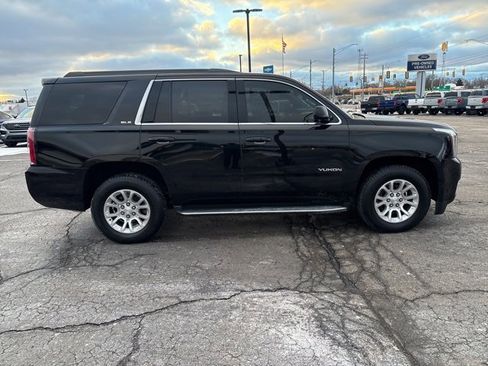 Used 2016 GMC Yukon SLE w/ HD Trailering Package image 6