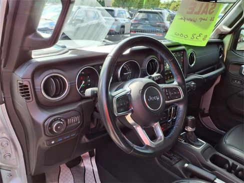 Used 2022 Jeep Wrangler Unlimited Rubicon 4xe w/ Cold Weather Group image 11