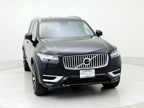 New 2025 Volvo XC90 B6 Plus w/ Protection Package Premier image 2