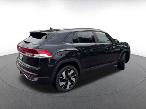Used 2025 Volkswagen Atlas Cross Sport SE image 15