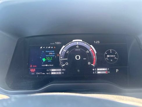 Used 2023 Toyota Tundra Platinum AWD/4WD image 9