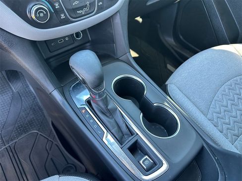 Certified 2024 Chevrolet Equinox LS w/ LS Convenience Package image 21