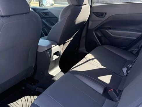 Used 2024 Subaru Crosstrek 2.0i image 32