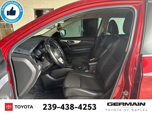 Used 2020 Nissan Rogue Sport SV w/ Technology Package FWD image 15