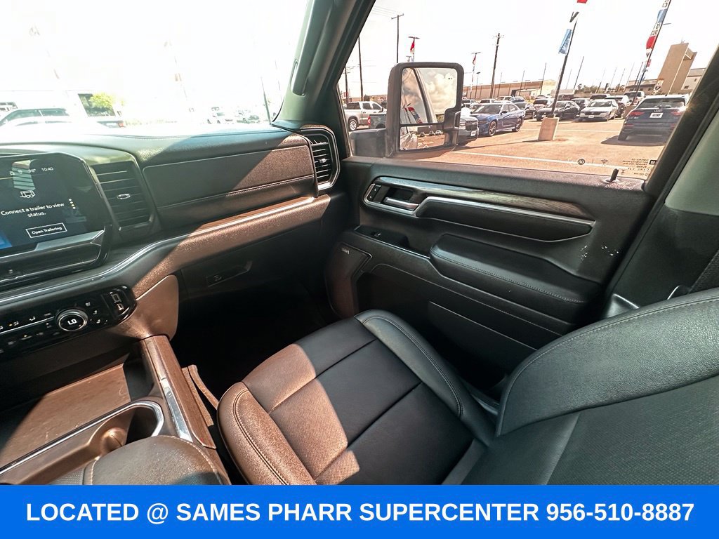 Used 2024 Chevrolet Silverado 3500 LTZ w/ LTZ Plus Package AWD/4WD image 15