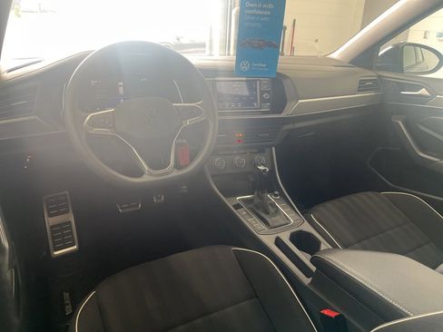 Certified 2023 Volkswagen Jetta Sport image 13