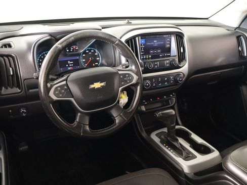 Used 2020 Chevrolet Colorado LT w/ Safety Package RWD image 2