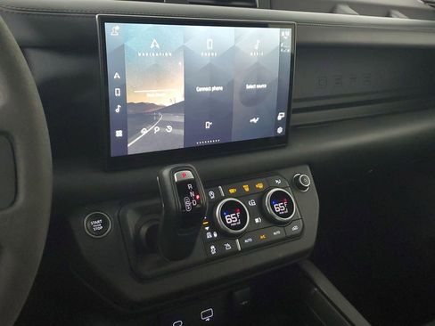 Used 2023 Land Rover Defender 110 Carpathian Edition image 23