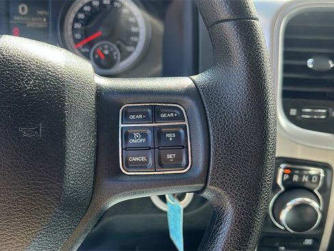 Used 2016 RAM 1500 Classic SLT image 22