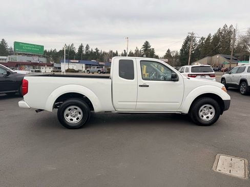 Used 2019 Nissan Frontier S image 6