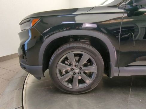 Certified 2025 Honda Pilot Sport image 12