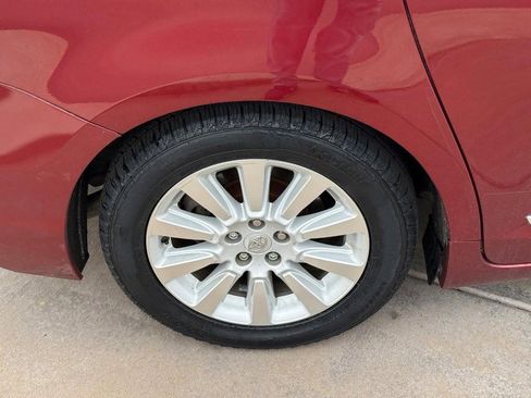 Used 2014 Toyota Sienna Limited image 7
