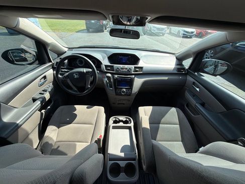 Used 2016 Honda Odyssey SE image 15
