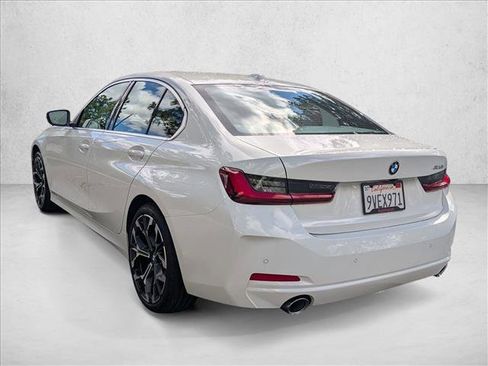 Used 2025 BMW 330i Sedan w/ Convenience Package image 9