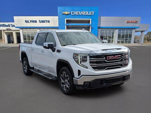 Used 2025 GMC Sierra 1500 SLT w/ SLT Premium Package image 3