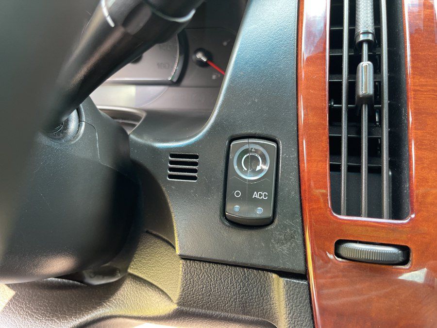 Used 2006 Cadillac STS V8 w/ Preferred Equipment Group RWD image 12