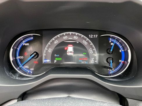 Used 2025 Toyota RAV4 XLE image 12