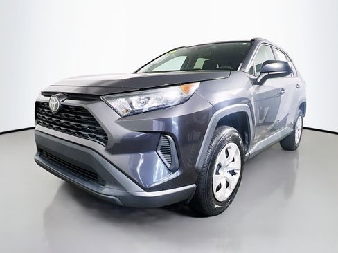 Used 2019 Toyota RAV4 LE image 10