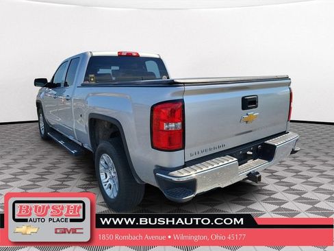Used 2017 GMC Sierra 1500 SLE w/ SLE Value Package AWD/4WD image 3