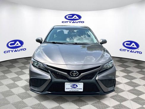 Used 2023 Toyota Camry SE FWD image 9