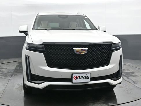 Used 2023 Cadillac Escalade Sport Platinum image 8
