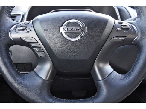 Used 2019 Nissan Murano SL FWD image 17
