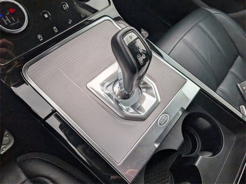 Used 2020 Land Rover Range Rover Evoque S image 29
