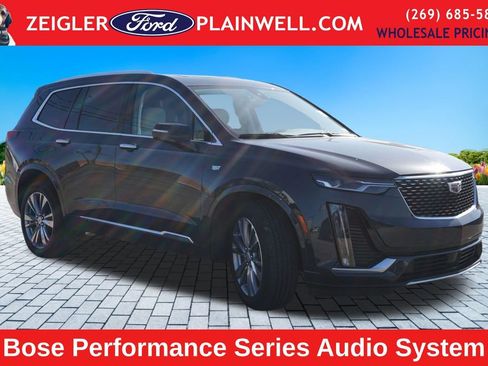 Used 2023 Cadillac XT6 Premium Luxury w/ Technology Package AWD/4WD image 7