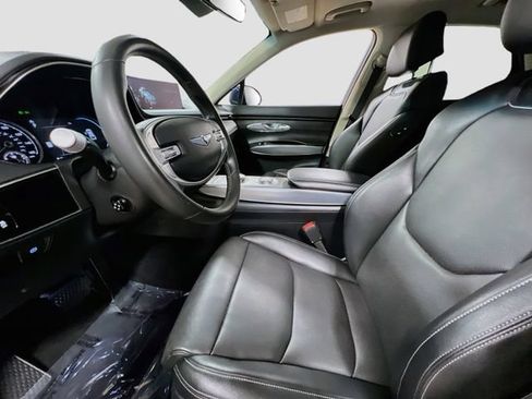 Used 2022 Genesis GV70 2.5T w/ Select Package AWD/4WD image 22
