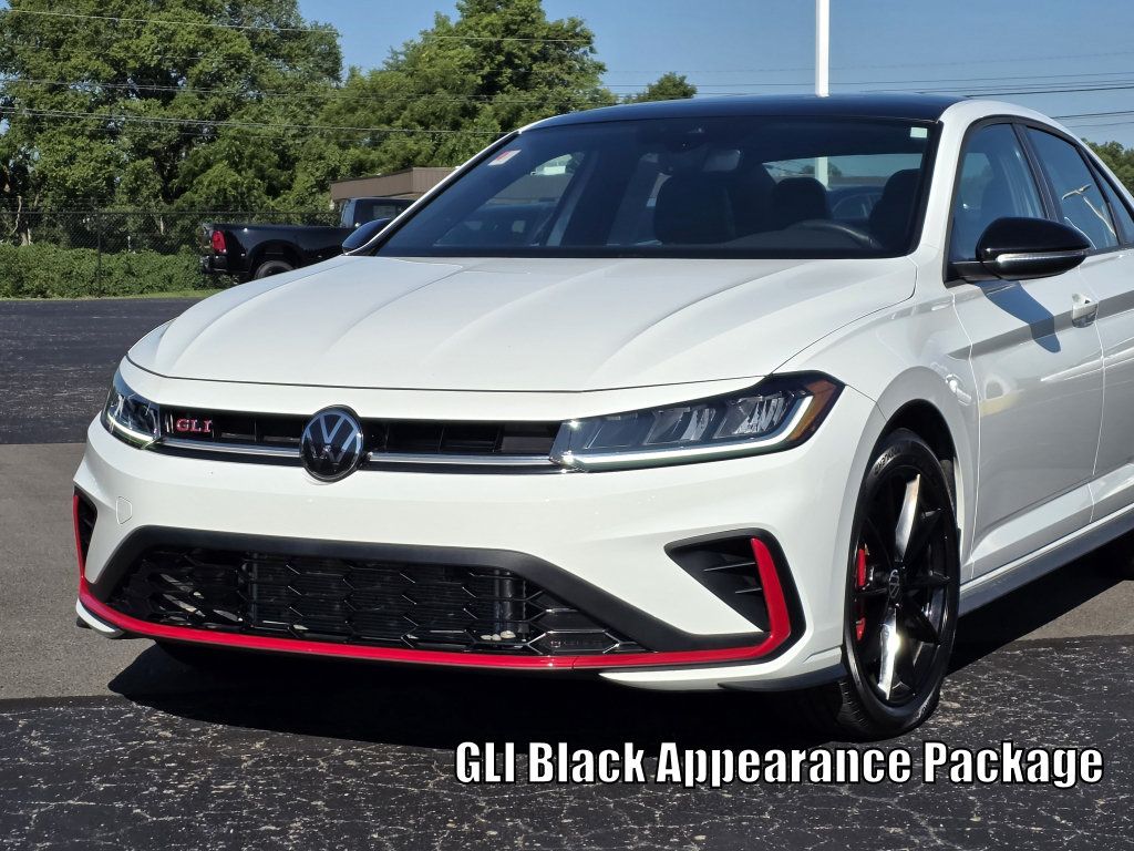 Used 2025 Volkswagen Jetta GLI Autobahn FWD image 7