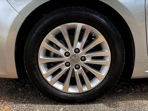 Used 2015 Toyota Avalon XLE Touring image 34