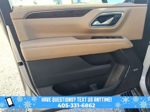 Used 2023 Chevrolet Suburban Premier image 22