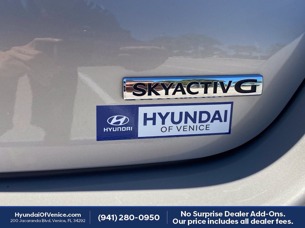 Used 2024 MAZDA MAZDA3 s FWD image 25