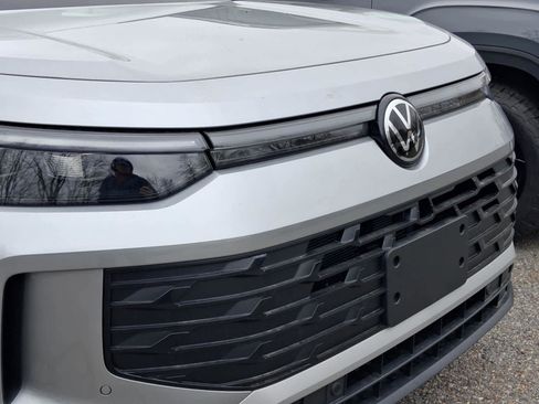 New 2026 Volkswagen Tiguan S AWD/4WD image 5