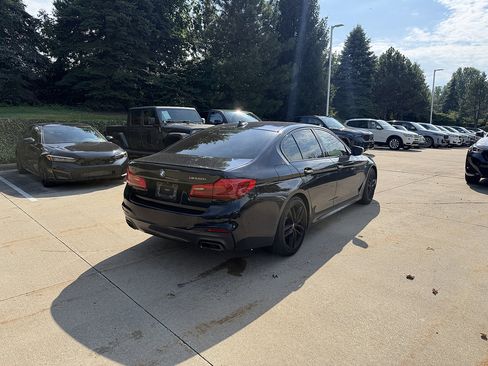 Used 2018 BMW M550i xDrive AWD/4WD image 3