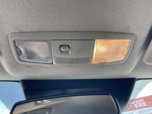 Used 2024 Mitsubishi Outlander Sport SE AWD/4WD image 25