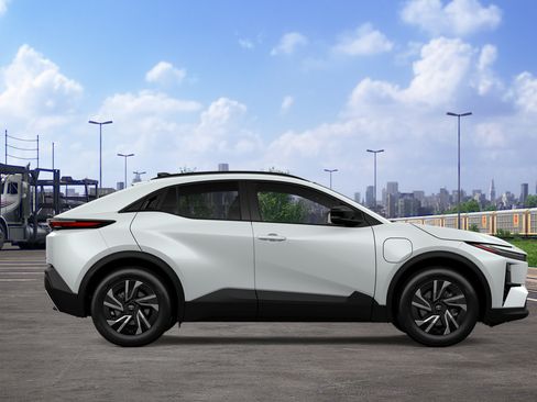 New 2026 Toyota C-HR AWD/4WD image 27
