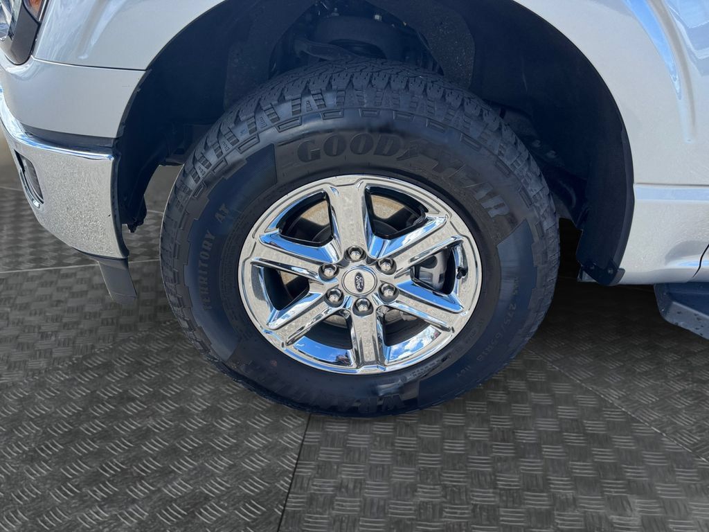 Used 2025 Ford F150 XLT w/ Equipment Group 301A Standard AWD/4WD image 14