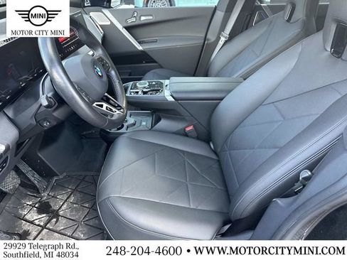 Used 2025 BMW iX M60 image 22