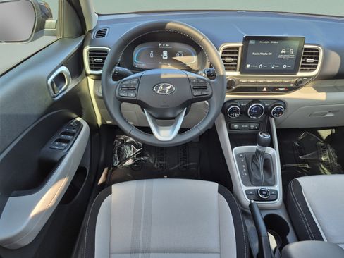 New 2026 Hyundai Venue SEL FWD image 11
