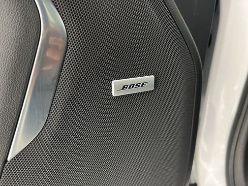 New 2025 Chevrolet Suburban Premier image 22