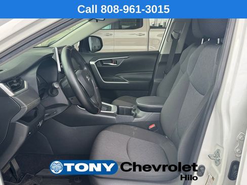 Used 2023 Toyota RAV4 XLE AWD/4WD image 10