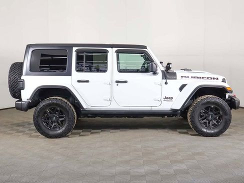 Used 2022 Jeep Wrangler Unlimited Rubicon w/ Cold Weather Group image 16