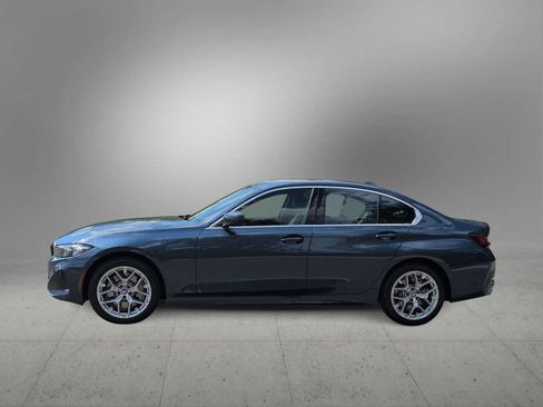 Used 2025 BMW 330i xDrive Sedan AWD/4WD image 5