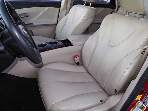 Used 2013 Toyota Venza LE image 23