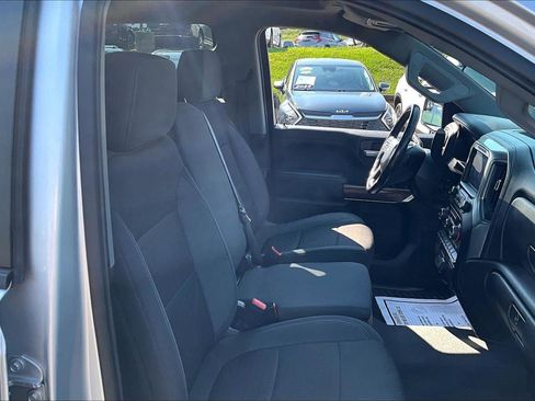 Used 2021 Chevrolet Silverado 1500 LT AWD/4WD image 7