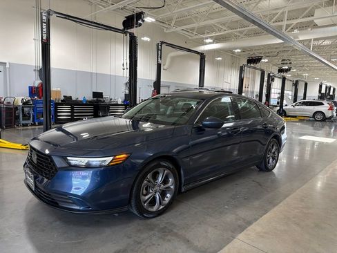Used 2024 Honda Accord EX image 1